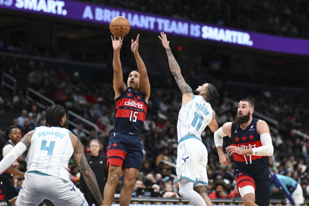 中场魔术师 中场魔术师