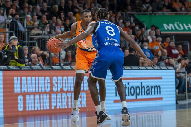 德约之所以 德约之所以