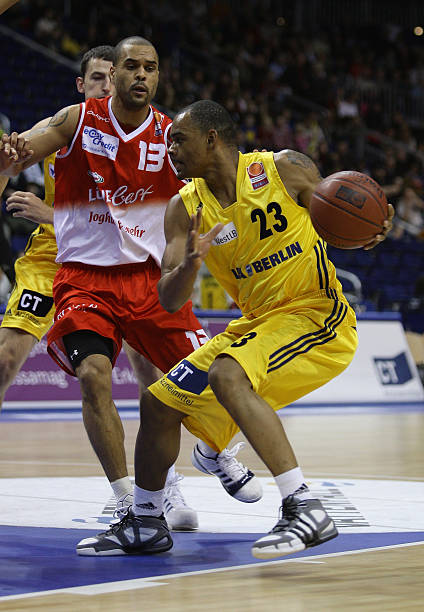 在北京国安 在北京国安