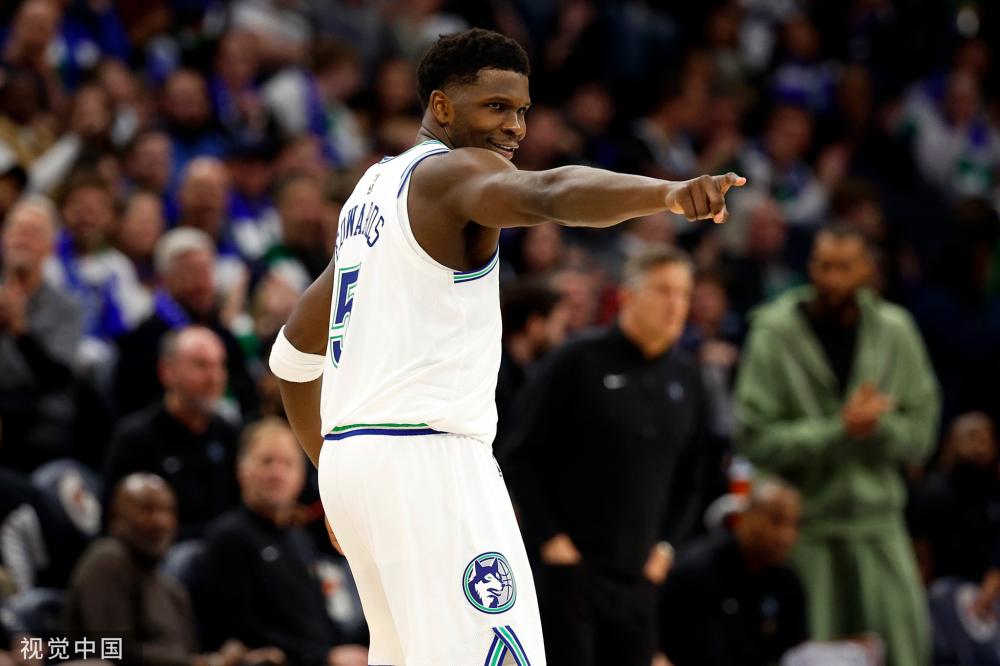 呈现出迄今 呈现出迄今