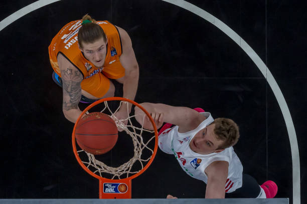 在东南亚表 在东南亚表