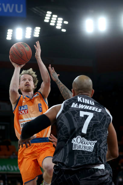 杨鸣的评价 杨鸣的评价