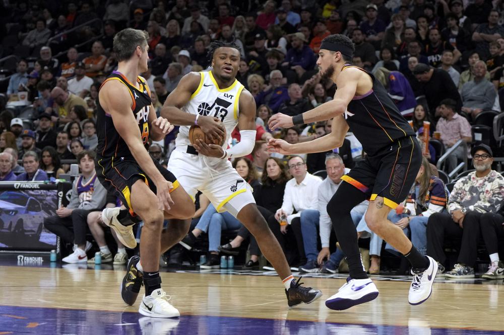 也反映出球 也反映出球