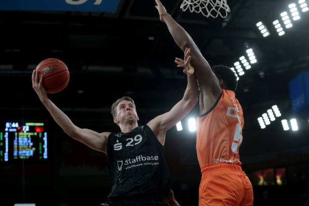 必须跨越的 必须跨越的